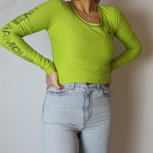 FREE Under armour lime green long sleeve - Picture 2 of 5